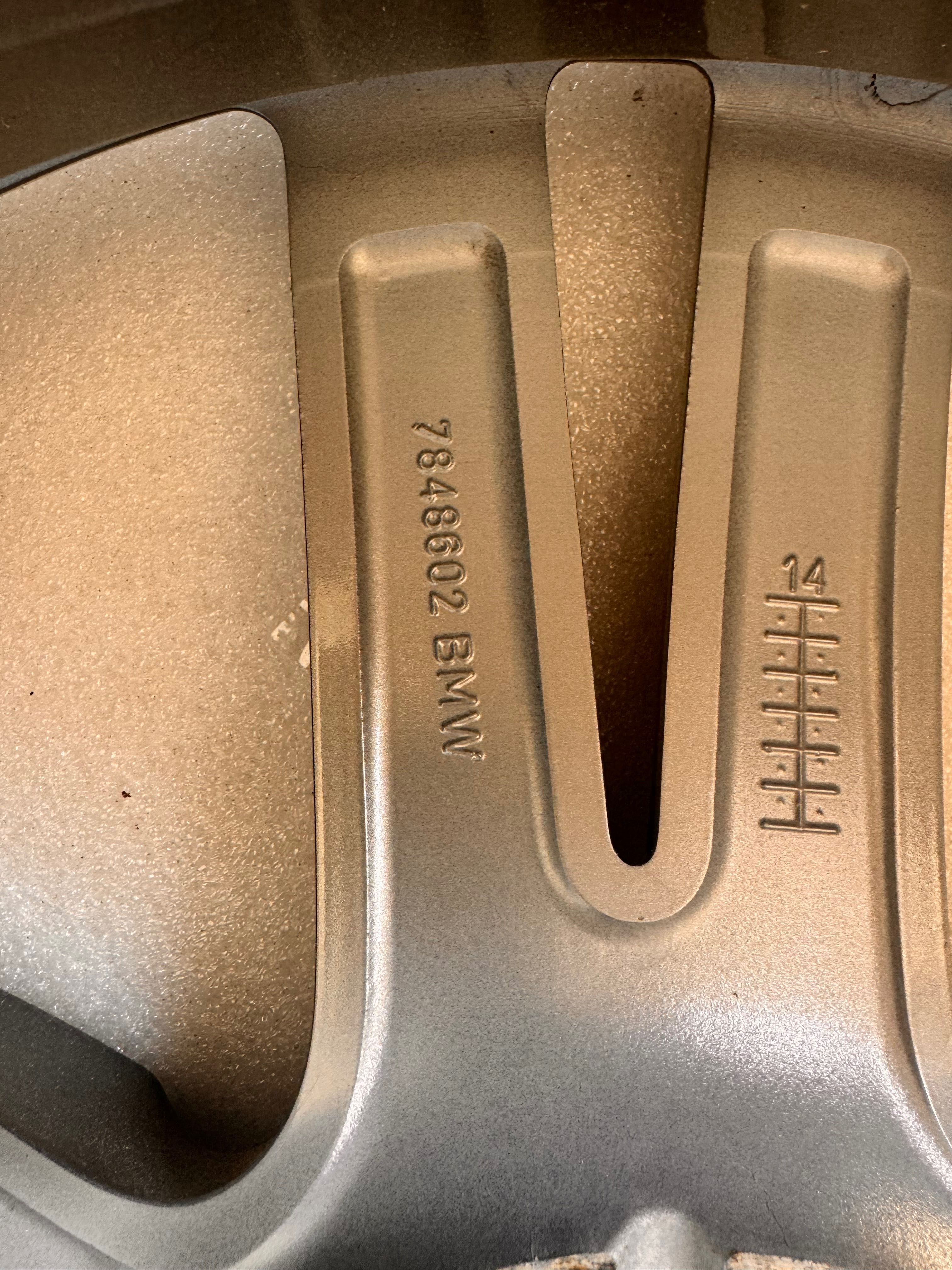 ДВА БРОЯ ДЖАНТИ BMW 18 цола Серия F45 F46