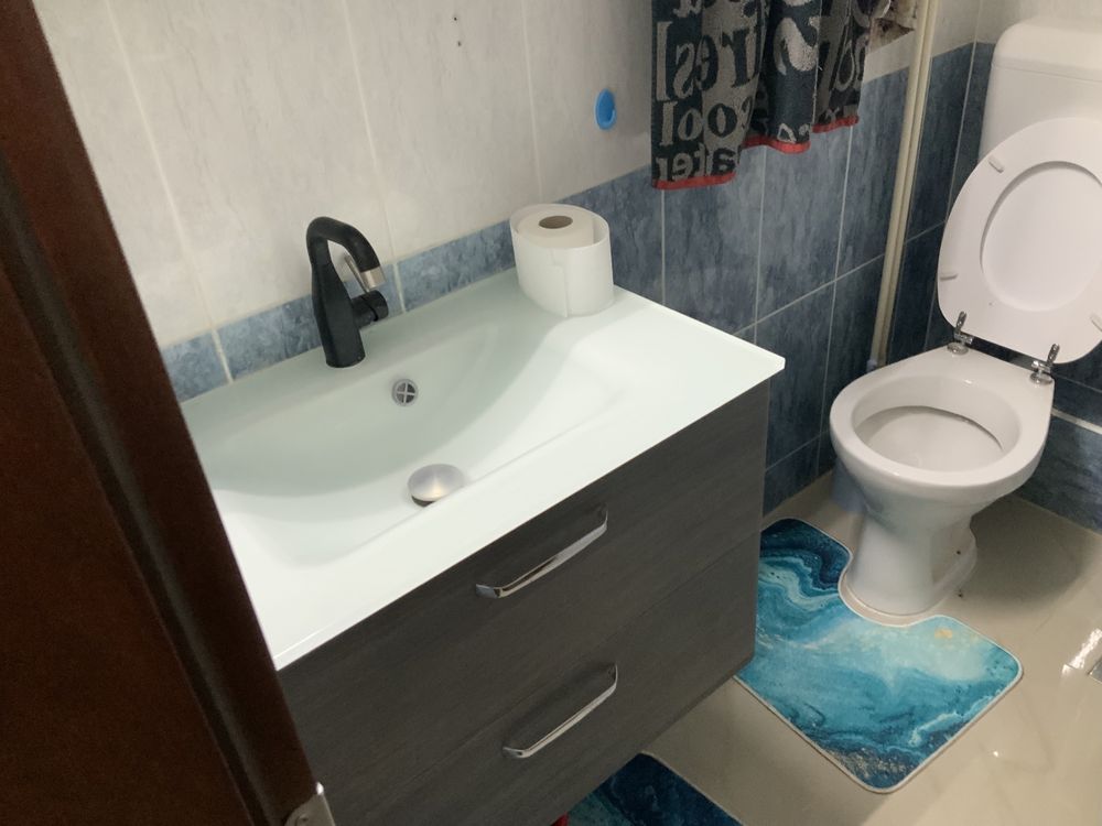 Apartament Oradea centru civic 4 camere etaj 1 boxa subsol