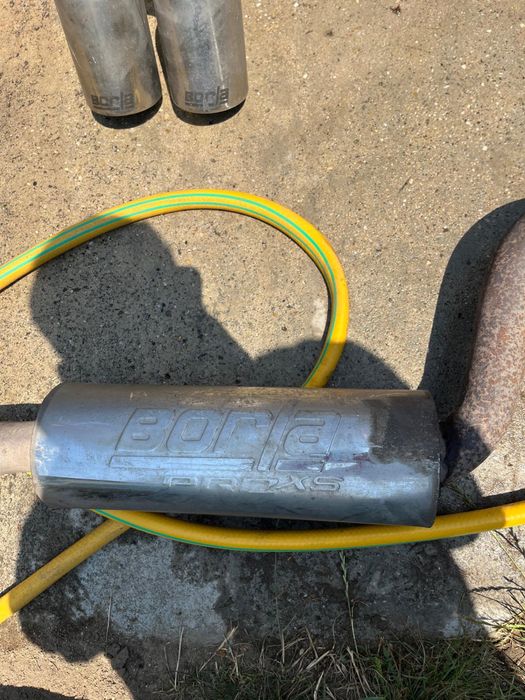 “Evacuare completă Borla în stare foarte bună”