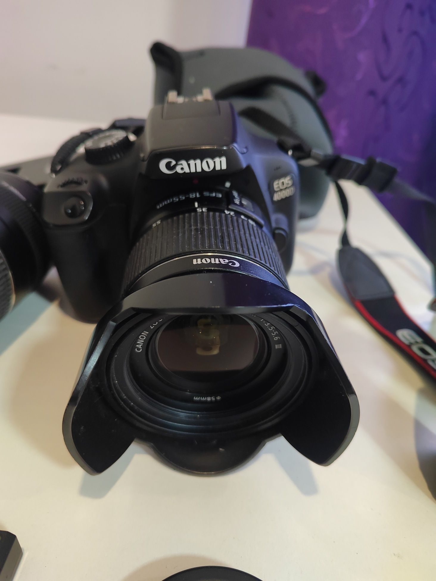 Canon EOS 4000D + obiectiv 75-300mm