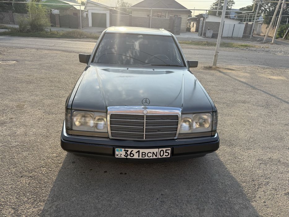 Продам машину Mersedes -benz