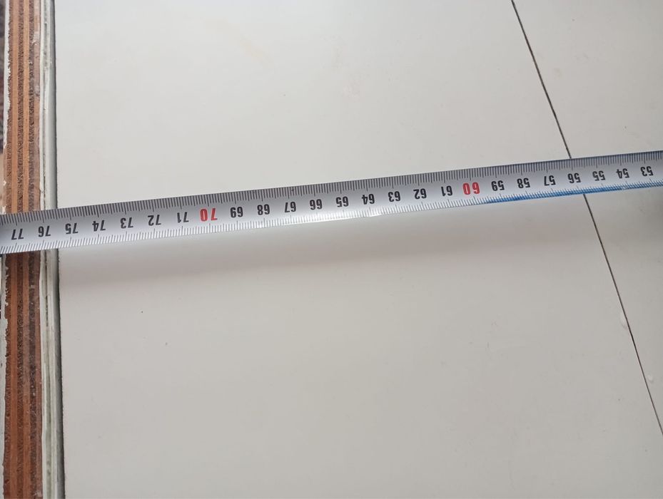 Vand Acvariu pe colt