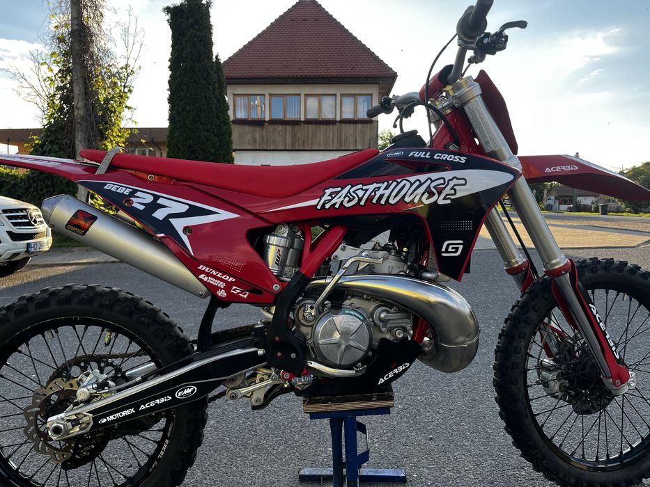Vând gas gas 250 2023 ( nu ktm , yamaha, husqvarna , honda )