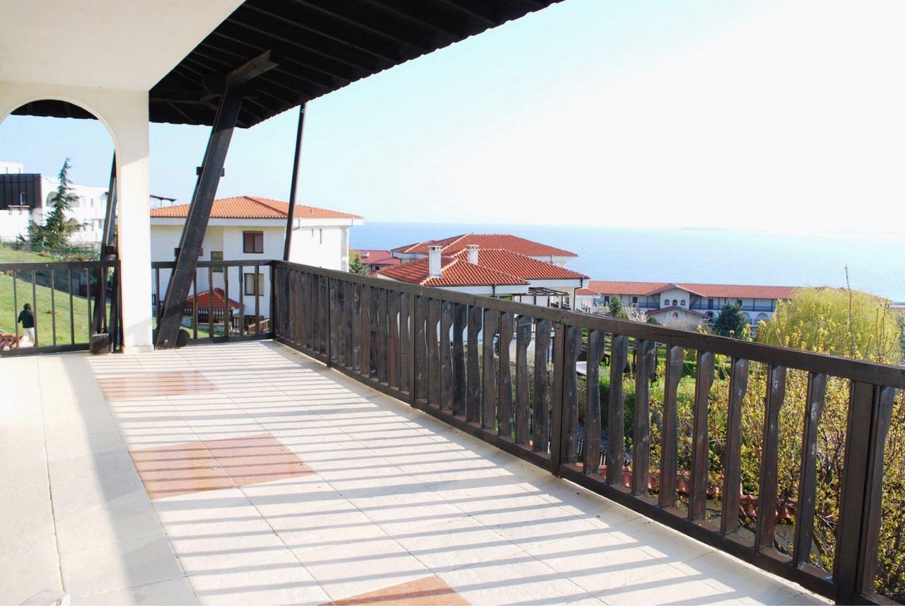 Продава се Къща в Бургас, Изгрев - 311 кв.м за 1673 €/кв.м - Снимка #6
