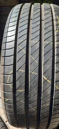 Una anvelopă 225/45r17 vară marca Michelin Primacy 4, dot 2020,.