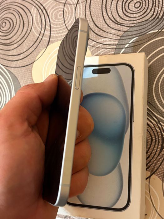 Айфон 15.Без никакви следи