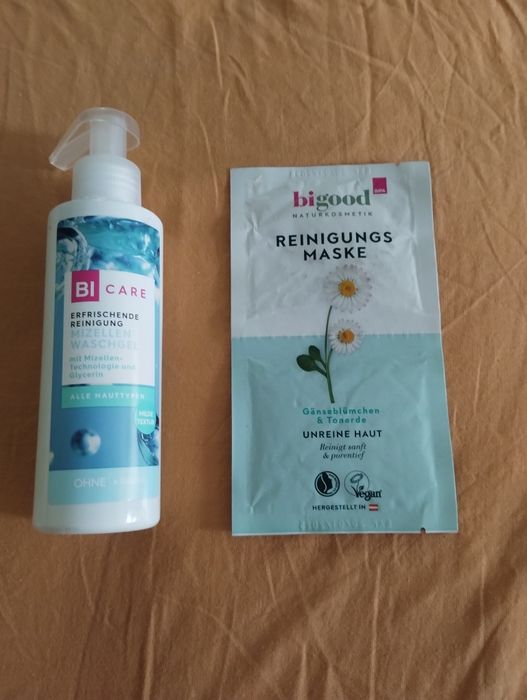 Нов лот Revolution, Deborah Milano