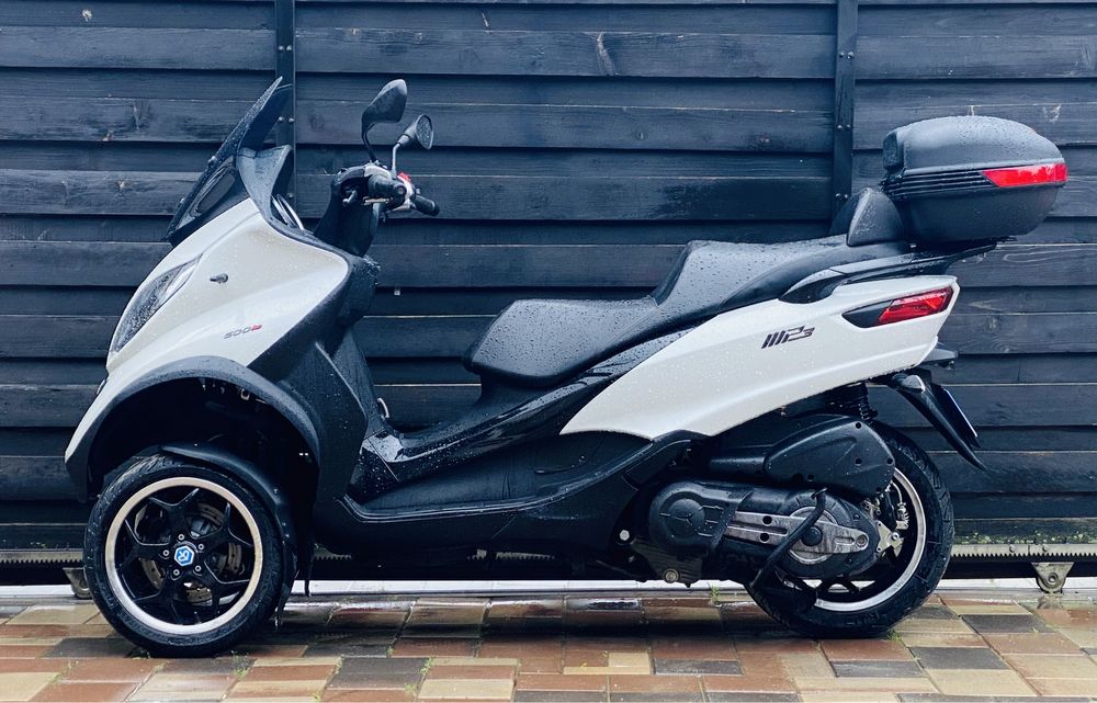 Piaggio mp3, 500cc, Scuter Piaggio, Scuter cu 3 roti, se conduce cu B