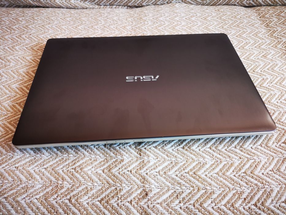 Laptop Asus i7 ca nou