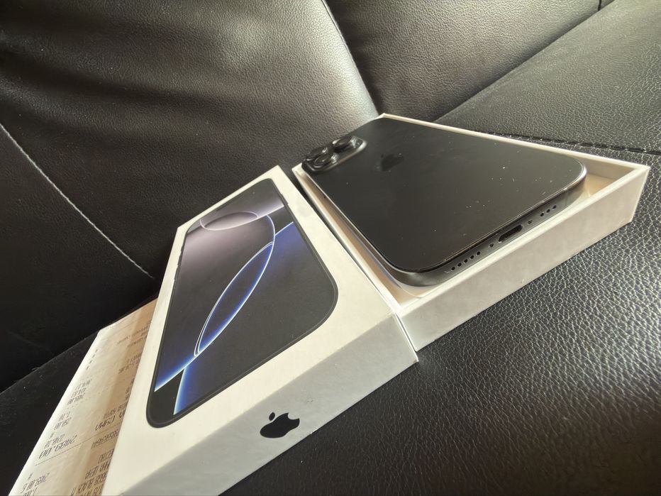 iPhone 16 pro Black Titanium 256gb