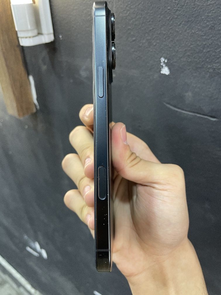 iPhone 16 Pro Max J/A 512 GB Black ideal