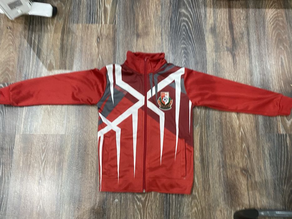 Офк беласица екип 2 горни части и 2 долни + Дъждобран