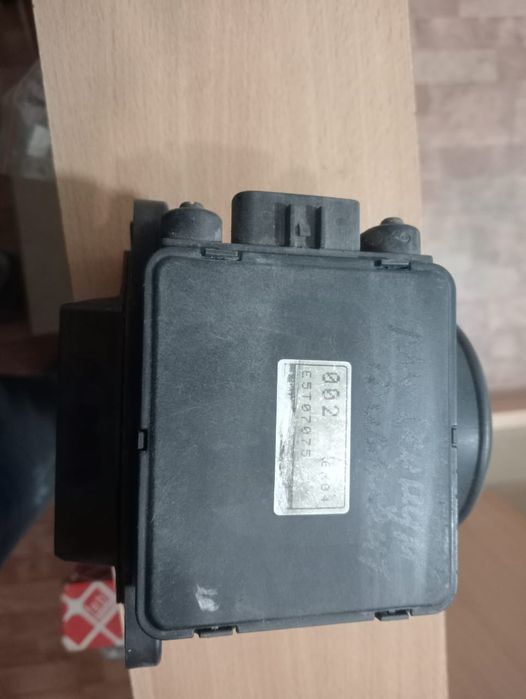 Расходомер воздушный валюметр Mitsubishi Legnum Diamante 2EC5W 6A13