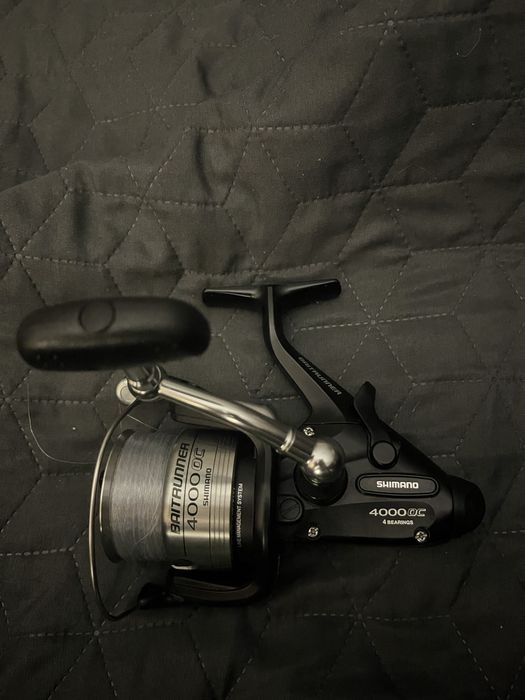 Макара Shimano baitrunner 4000oc