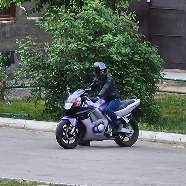 Хонда cbr 600 f3 на полном ходу