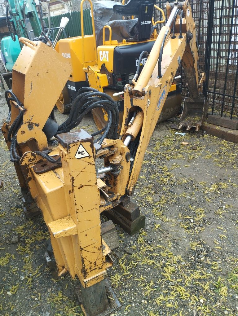 Bobcat . Brat de excavat , a fost folosit pe un bobcat 763 .