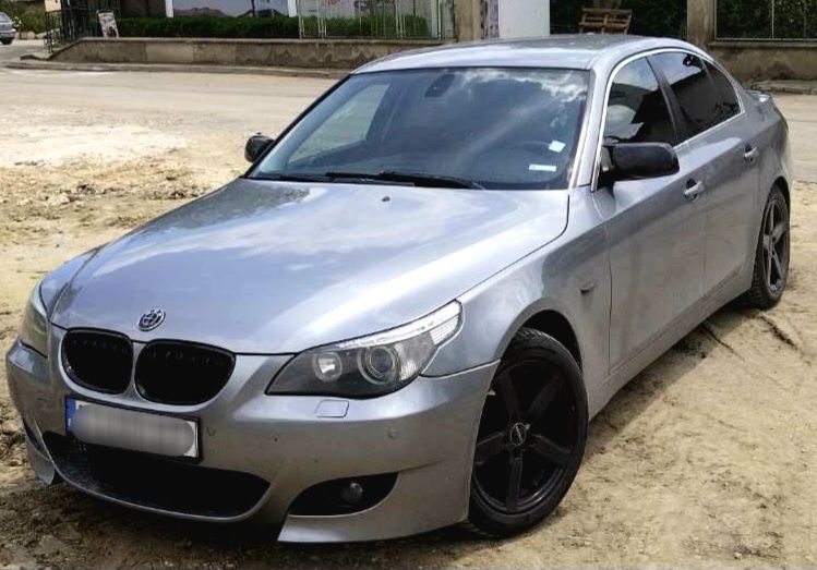 BMW 520i , сив металик