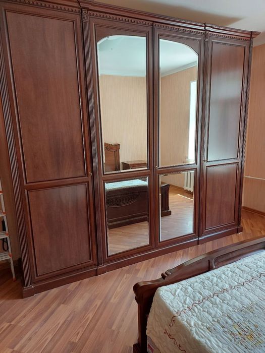 ЦУМ, чимкентская, кафе Бон. 2/4/4