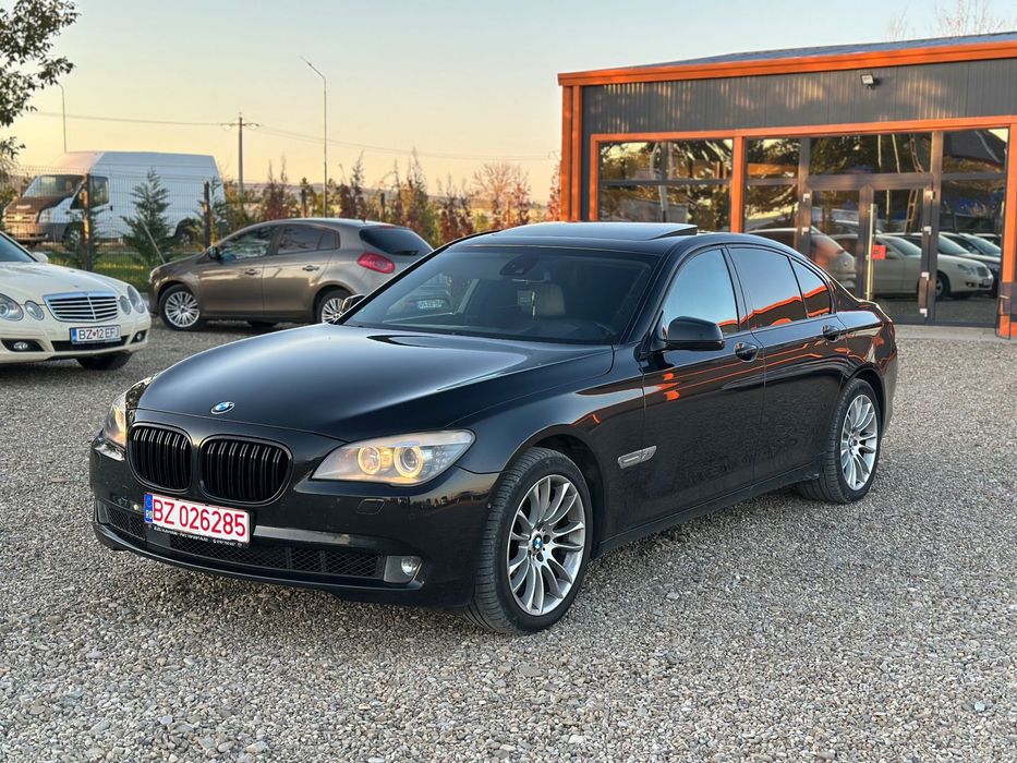 BMW Seria 7 BMW 740xd 2012 4 butoane rate auto impecabil
