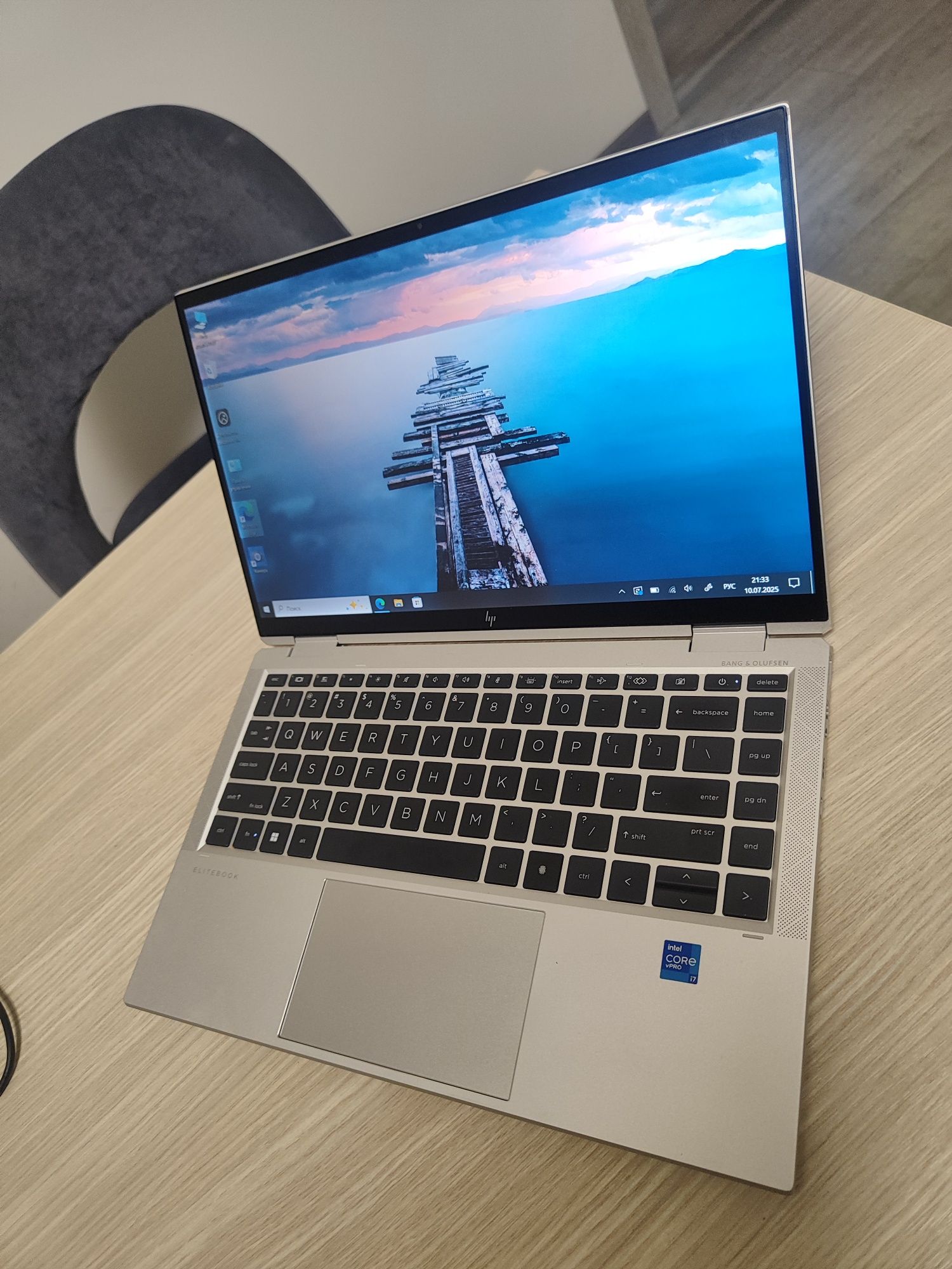HP x360 Core i7, 32GB ozu, ssd 512gb, Face id + Touch id  + Алюминий