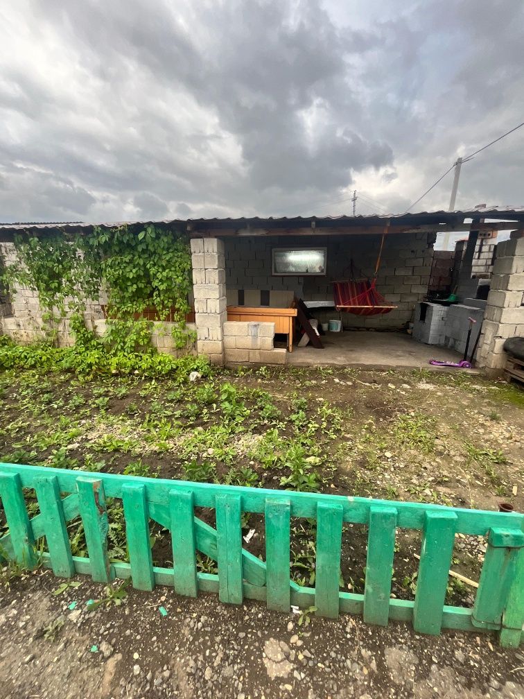Продается 4х.ком.дом с мебелью и бытовой техникой , с санузлом .86 м²