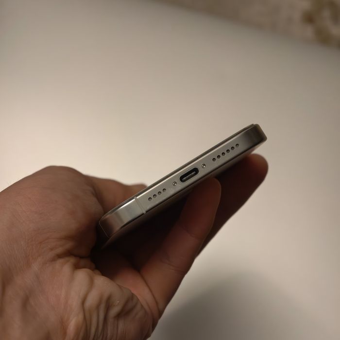 Apple IPhone 16 Pro Max 1-TB