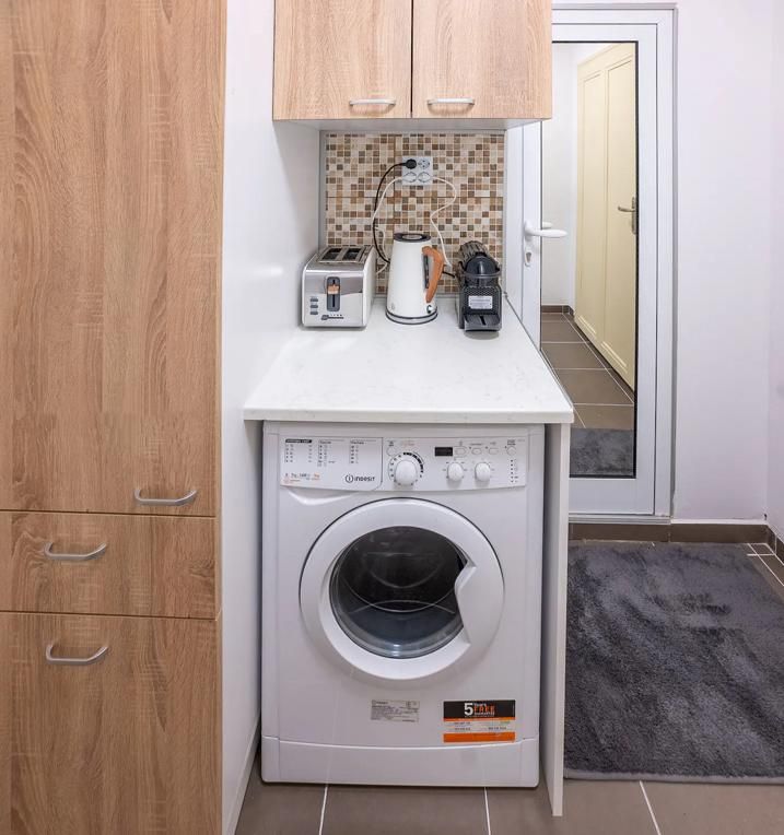 Дава се под наем Едностаен апартамент в София, Център - 35 кв.м за 400 € - Снимка #3