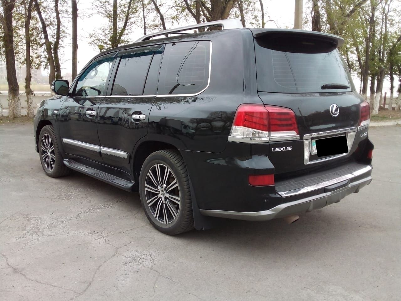 Продам Lexus lx 570