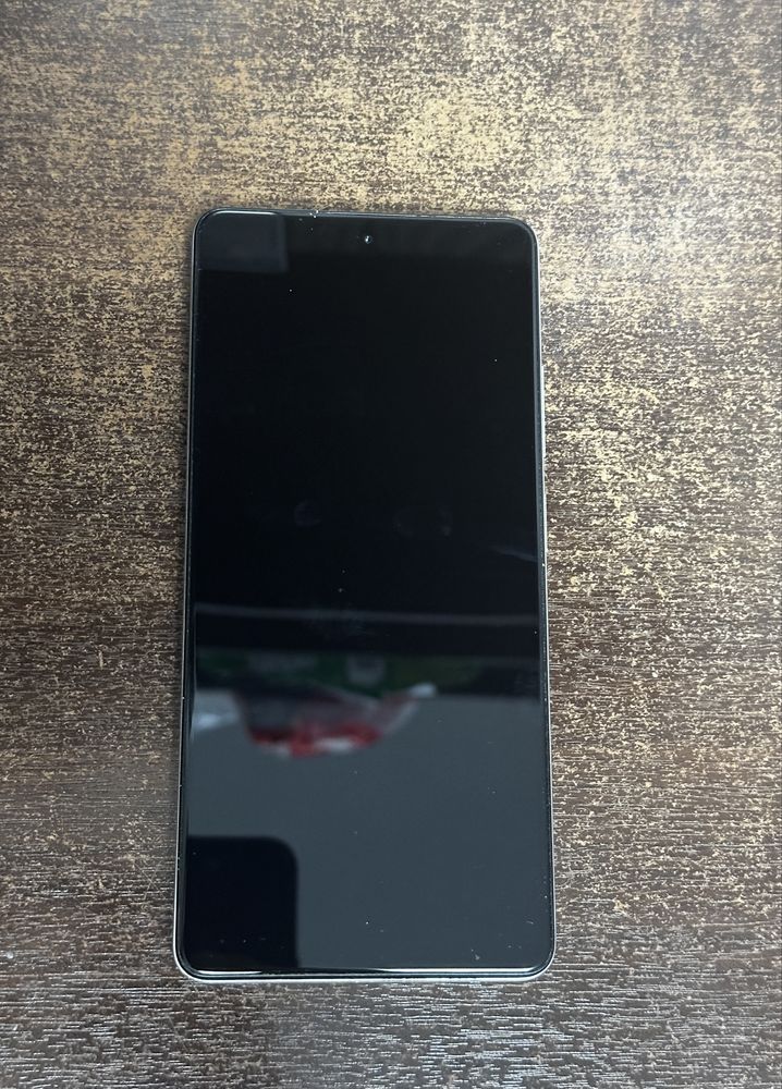 Продаю xiaomi redmi note 12 pro+