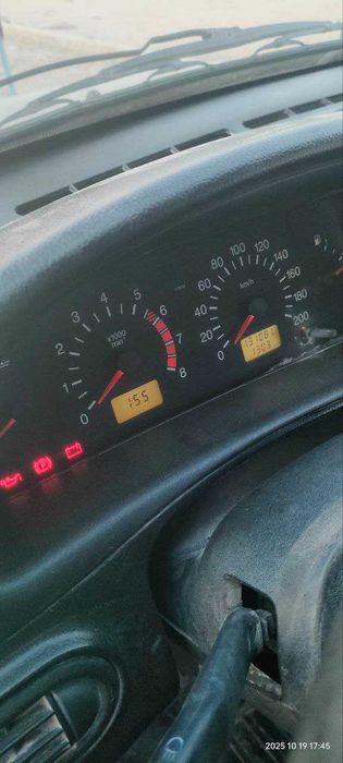 Niva shevrolet sotiladi