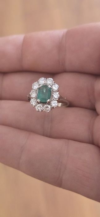 Inel aur 18k diamante si smarald Columbia