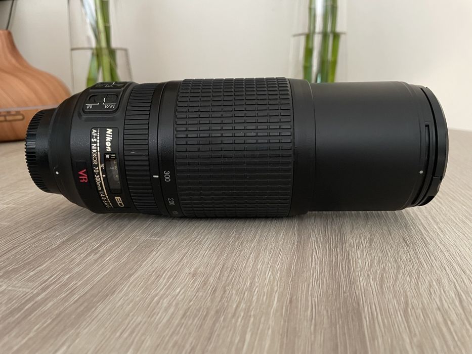 Obiectiv Nikon 70-300mm f4.5-5.6 AF-S VR