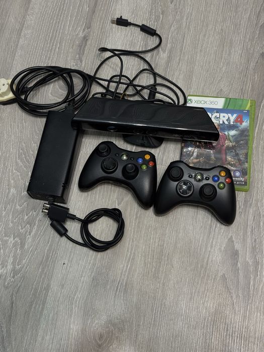 Xbox 360 вместе с kinect