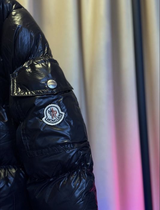 Geaca M.O.N.C.L.E.R Negru mat