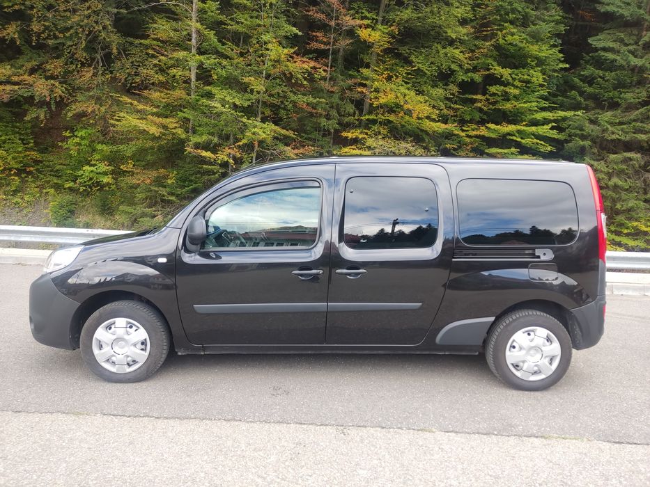 Renault Kangoo Maxi 7 locuri