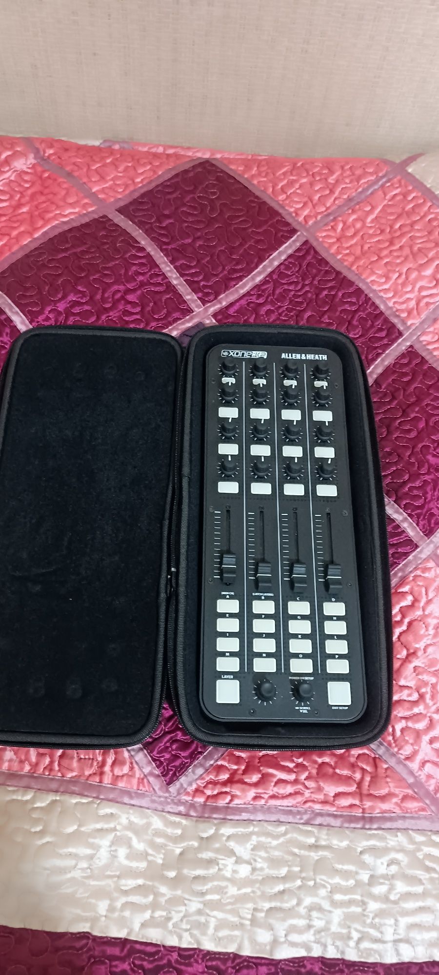 DJ Контроллер Allen&Heath Xone:K2