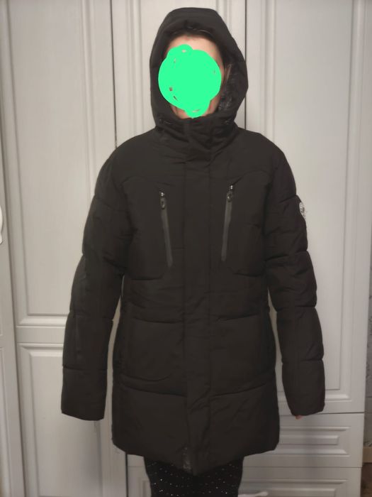 Продам зимнию мужскую куртку новую