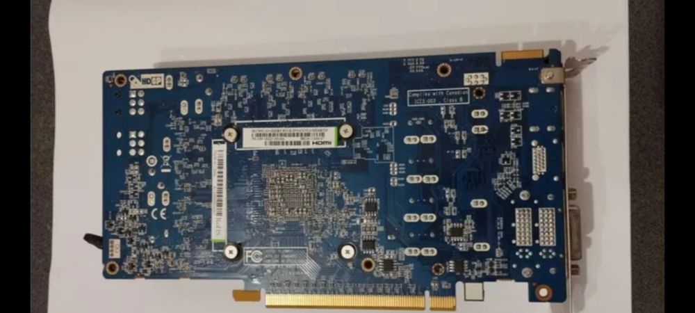 Placa video Sapphire Radeon HD7850 2gb ddr5