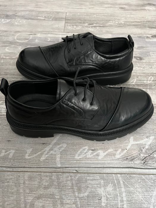 Pantofi noi din piele marimea 43