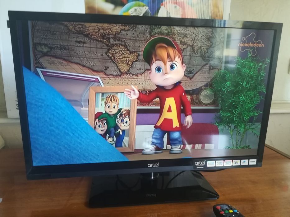Телевизор ARTЕL 24 дюйма не Smart