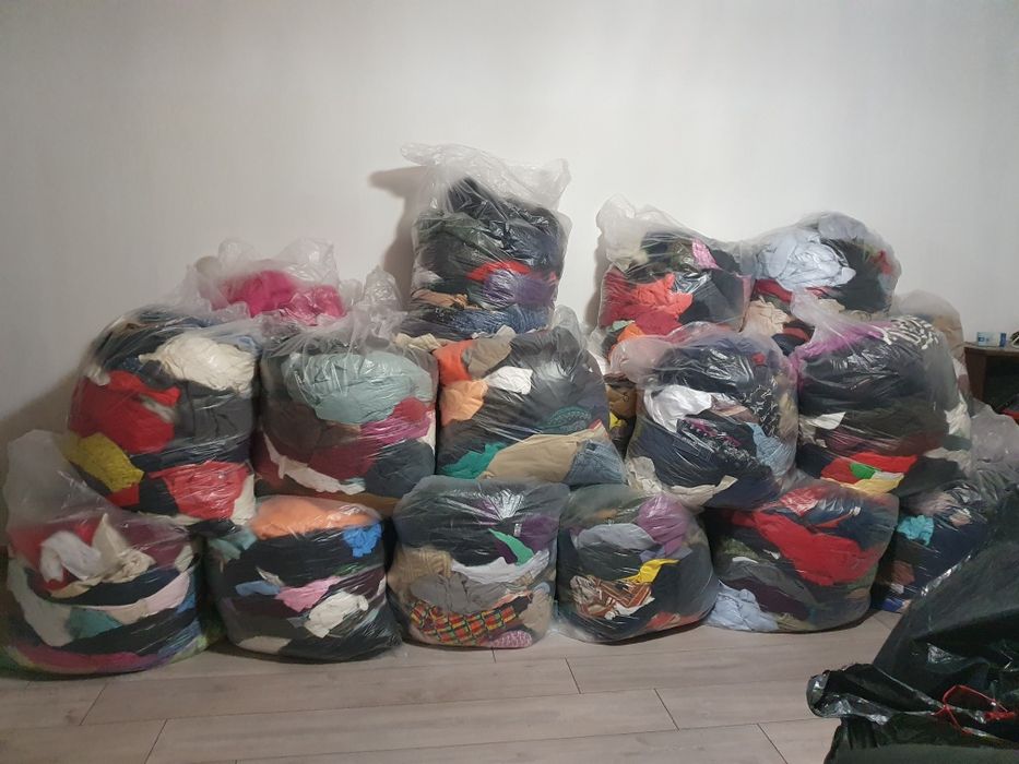 Дрехи втора ръка първо качество внос от Англия и Америка