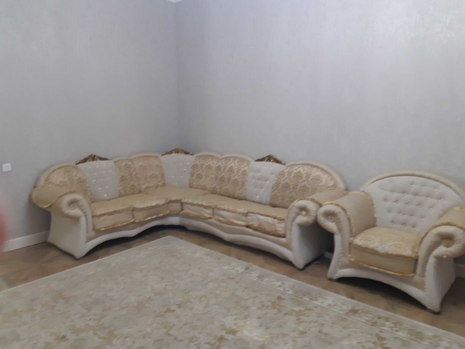 Продам угловой диван