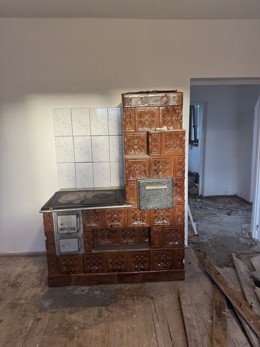 Vand 4 sobe teracotă