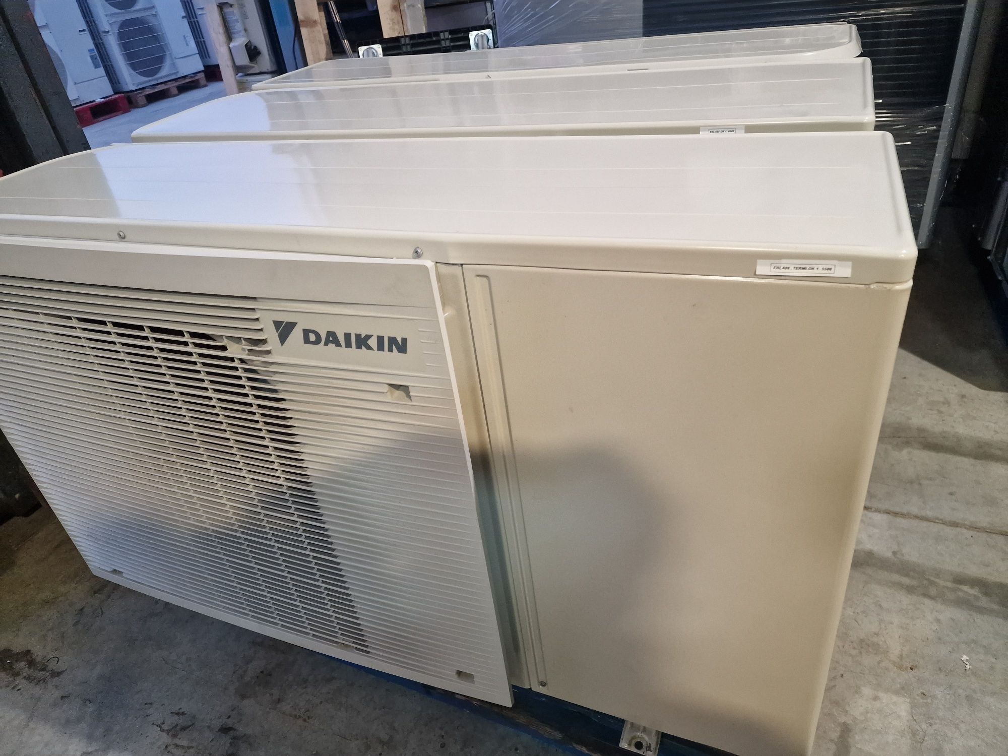 Daikin altherma EDLA08 EBLA08 4kw 6kw 8kw термопомпа Моноблок