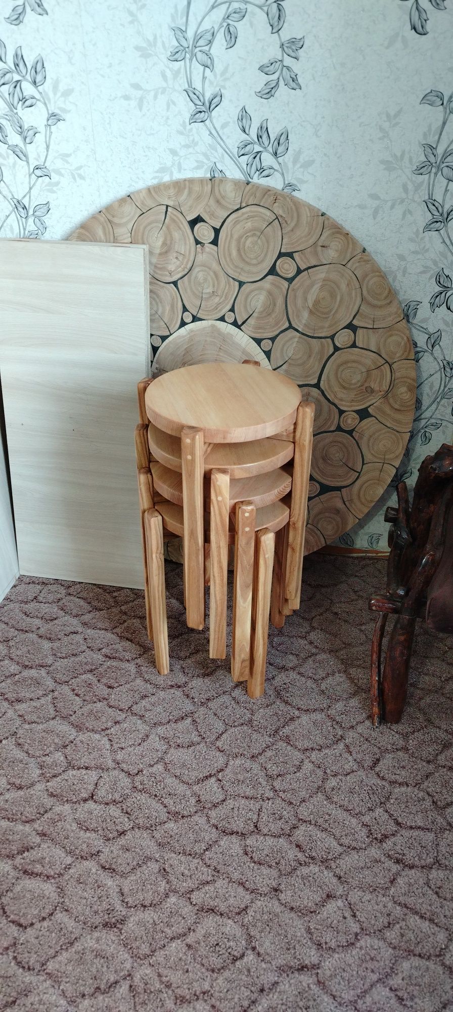 Комплект табуретов