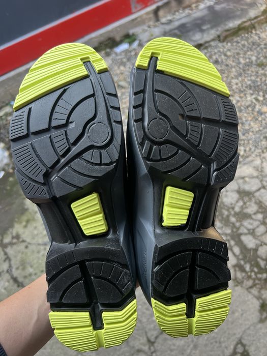 Vand pantofi protectie Uvex marimea 44
