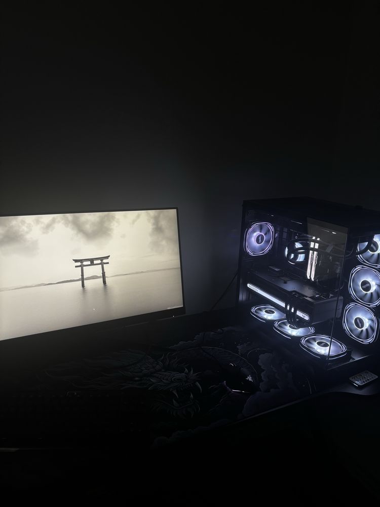 Pc gaming rx 7900xtx nitro + ryzen 5 9600x
