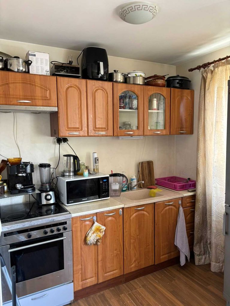 Дава се под наем Тристаен апартамент в София, Витоша - 80 кв.м за 816 € - Снимка #3