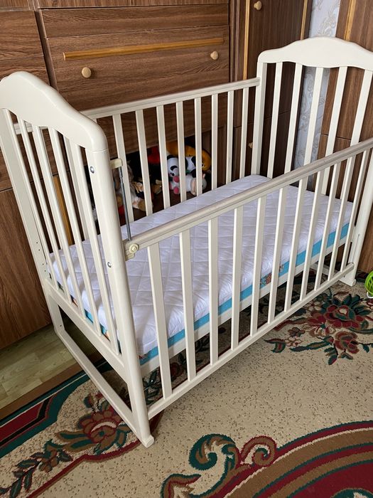 Кроватка детская