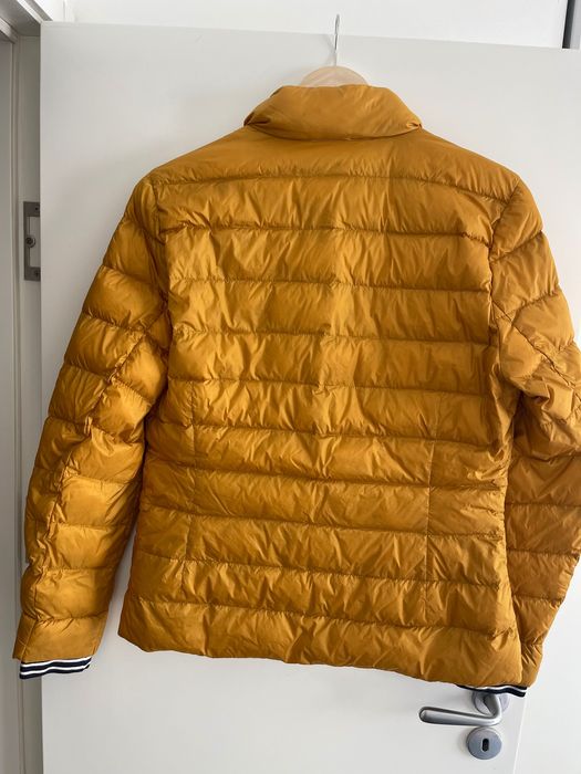 Дамска яке на Tommy Hilfiger